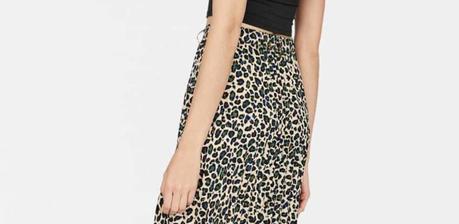 Falda Midi Botones Stradivarius