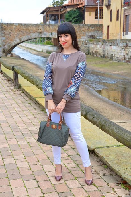 Sudadera con mangas de flores Sudadera con mangas de flores