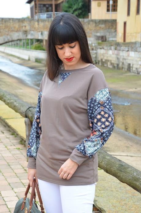 Sudadera con mangas de flores Sudadera con mangas de flores