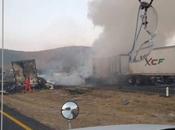 Trailero muere calcinado carambola Carretera Matehuala