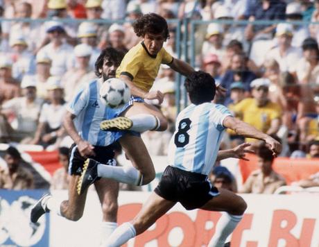 Brasil del Mundial de España1982, el equipo imperfecto más perfecto Brasil del 82, la selección que mejor fútbol ha conseguido desarrollar en un Mundial.