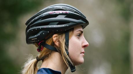 Los mejores cascos de ciclismo para mujeres