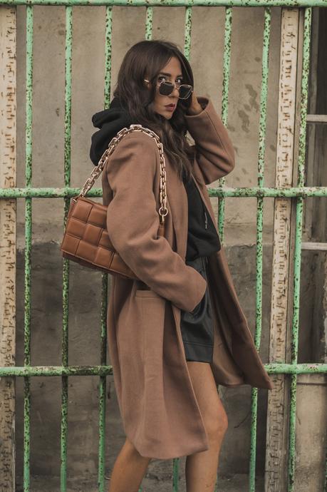 CÓMO COMBINAR UNA SUDADERA CON ESTILO + HAUL DE MODA: COMPRAS EN ZARA ADELANTATE AL BLACK FRIDAY CÓMO COMBINAR UNA SUDADERA CON ESTILO + HAUL DE MODA: COMPRAS EN ZARA ADELANTATE AL BLACK FRIDAY