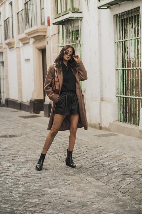 CÓMO COMBINAR UNA SUDADERA CON ESTILO + HAUL DE MODA: COMPRAS EN ZARA ADELANTATE AL BLACK FRIDAY CÓMO COMBINAR UNA SUDADERA CON ESTILO + HAUL DE MODA: COMPRAS EN ZARA ADELANTATE AL BLACK FRIDAY