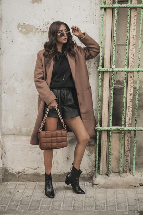 CÓMO COMBINAR UNA SUDADERA CON ESTILO + HAUL DE MODA: COMPRAS EN ZARA ADELANTATE AL BLACK FRIDAY CÓMO COMBINAR UNA SUDADERA CON ESTILO + HAUL DE MODA: COMPRAS EN ZARA ADELANTATE AL BLACK FRIDAY