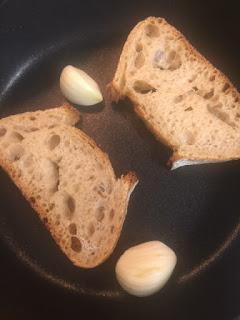 POLLO AL HORNO CON SALSA DE ANACARDOS POLLO AL HORNO CON SALSA DE ANACARDOS