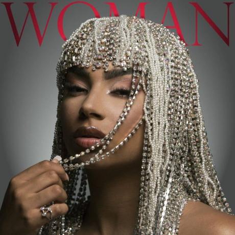 DEVA presenta ‘Woman’, su primer álbum de estudio Woman