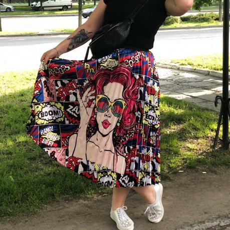 Falda Plisada Dibujos Animados