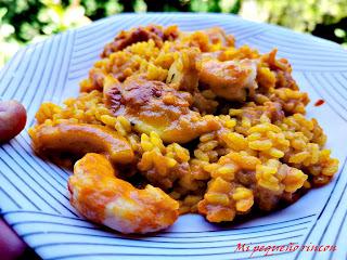 Paella de verduras y gambon