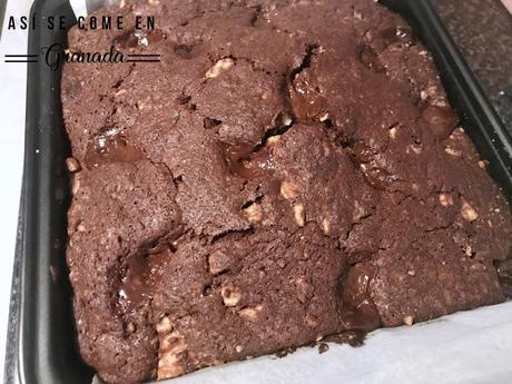 Brownie de chocolate y dulce de leche