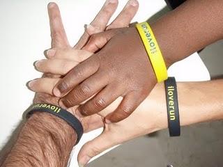 Pulseras solidarias