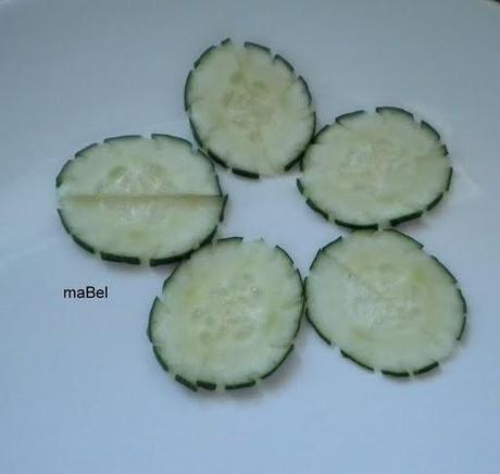 Gazpacho en pepino y flores