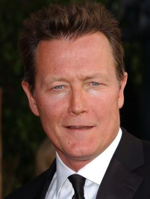 Robert Patrick sustituirá a Bryan Cranston en Gangster Squad