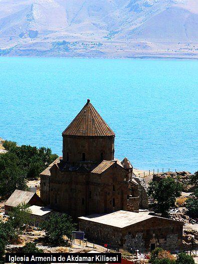 Cristianos temen represalias tras abrir una nueva iglesia en Turquía oriental