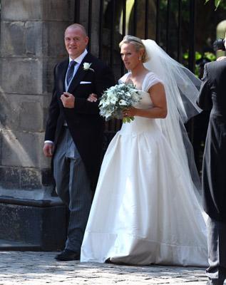 Boda de Zara Phillips, nieta de Isabel de Inglaterra y Mike Tindall. Catalina, Duquesa de Cambridge, repite modelo Boda de Zara Phillips, nieta de Isabel de Inglaterra y Mike Tindall. Catalina, Duquesa de Cambridge, repite modelo