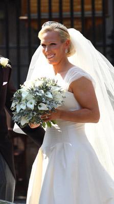 Boda de Zara Phillips, nieta de Isabel de Inglaterra y Mike Tindall. Catalina, Duquesa de Cambridge, repite modelo Boda de Zara Phillips, nieta de Isabel de Inglaterra y Mike Tindall. Catalina, Duquesa de Cambridge, repite modelo