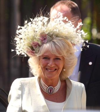 Boda de Zara Phillips, nieta de Isabel de Inglaterra y Mike Tindall. Catalina, Duquesa de Cambridge, repite modelo