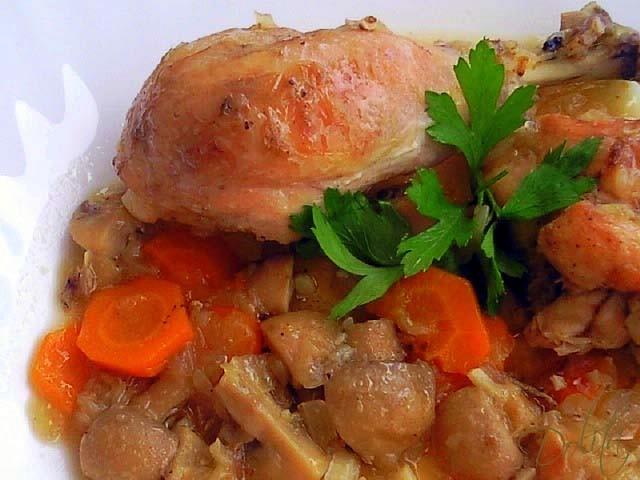 POLLO EN SALSA CON JENGIBRE Y CHAMPIÑONES