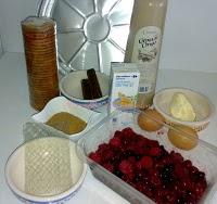 Tarta crema de orujo y frutas del bosque