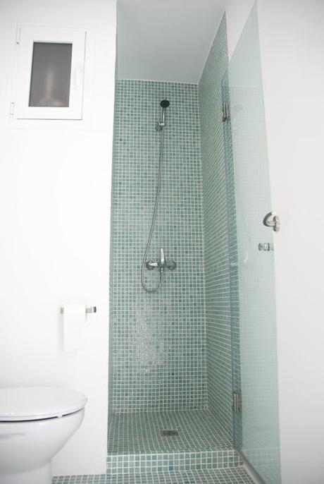 proyectos três: el DESPUÉS de un apartamento en la playa aseo1