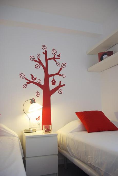 proyectos três: el DESPUÉS de un apartamento en la playa niña3