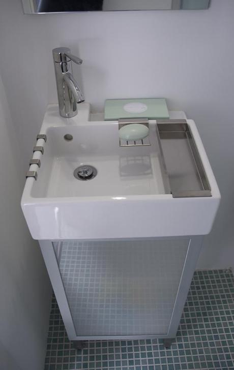 proyectos três: el DESPUÉS de un apartamento en la playa aseo5