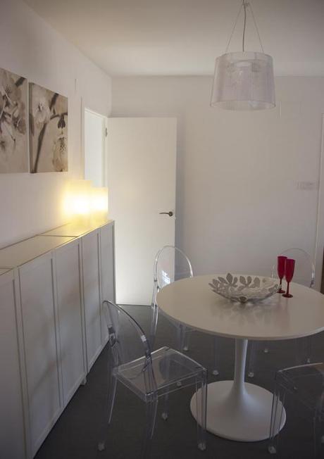 proyectos três: el DESPUÉS de un apartamento en la playa salon4