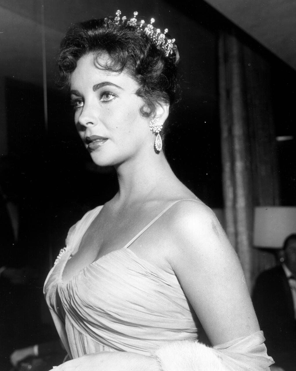 Icons: Elizabeth Taylor