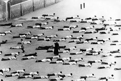 XAVIER MISERACHS, EL TIEMPO EN BLANCO Y NEGRO.