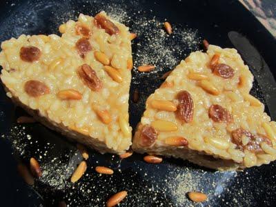 ARROZ CON PASAS Y PIÑONES