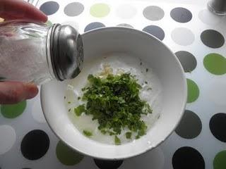 Albóndigas griegas con salsa de yogur