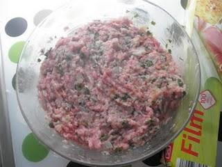 Albóndigas griegas con salsa de yogur