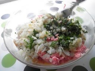 Albóndigas griegas con salsa de yogur