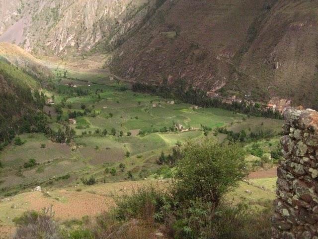 PUMAMARCA, ENIGMA DE PIEDRA