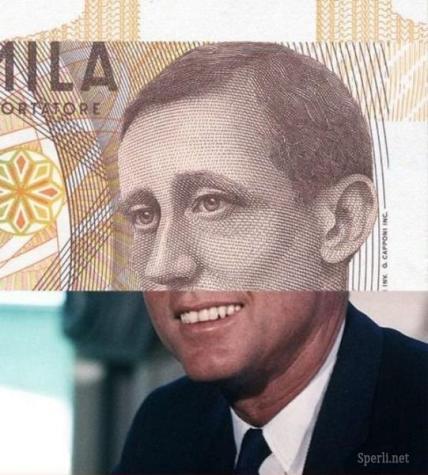 Jugando con billetes