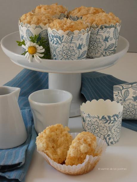 Magdalenas de Piña y Coco con Streusel