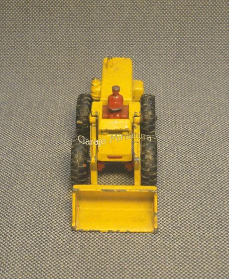 Aveling-Bardford, pala mecánica de Matchbox en escala chica