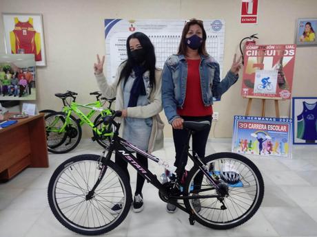 LA SEMANA DE LA BICICLETA DE MONTEQUINTO Y FUENTE DEL REY DISTINGUE A SUS PROTAGONISTAS