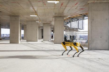 Foster + Partners colabora con Boston Dynamics para monitorear el progreso de las obras en construcción con Spot®