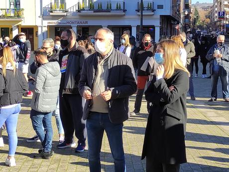 Autónomos, hostelería, gimnasios y gremio del Taxi escenifican la muerte de sus negocios