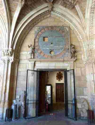 Relojes en la Catedral de León Relojes en la Catedral de León