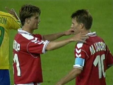 Los hermanos Laudrup en Francia 1998.