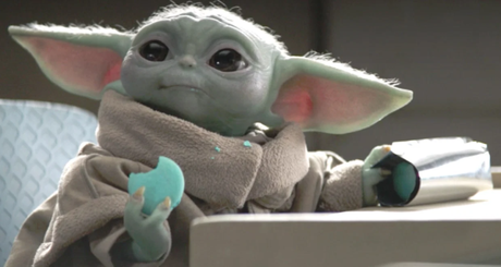 ‘The Mandalorian’: A la venta los macarons azules de Baby Yoda.