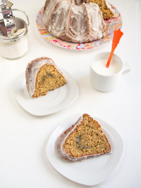 Bundt Cake de calabacín y almendra