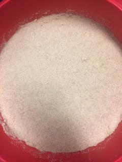 CHEESECAKE CON MOUSSE DE CHOCOLATE BLANCO Y FRAMBUESAS