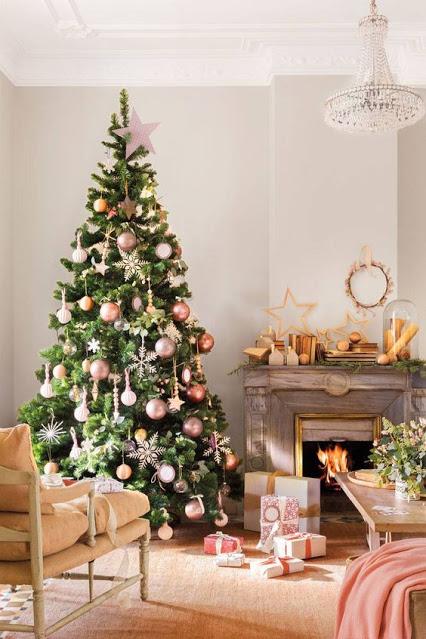 El Árbol de la Navidad de Tierra y Luz