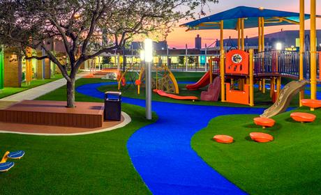 césped artificial para parque infantil Decorar con césped artificial ¿por qué no?