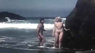 DESNUDA ANTE EL ESPEJO (Teufelscamp der verlorenen Frauen) (Alemania del Oeste, Austria, España; 1978) Thriller, Erótico