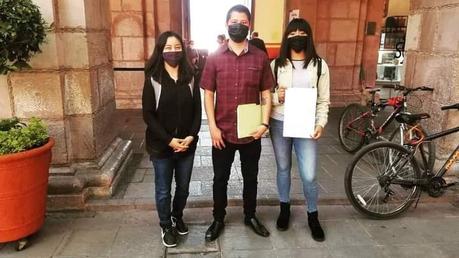 Dos alumnas de la UASLP cursarán gratuitamente su carrera