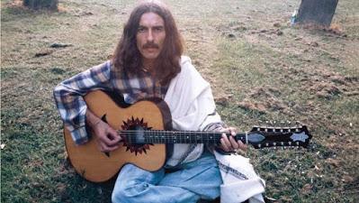 19 años sin George Harrison. 19 años sin George Harrison.